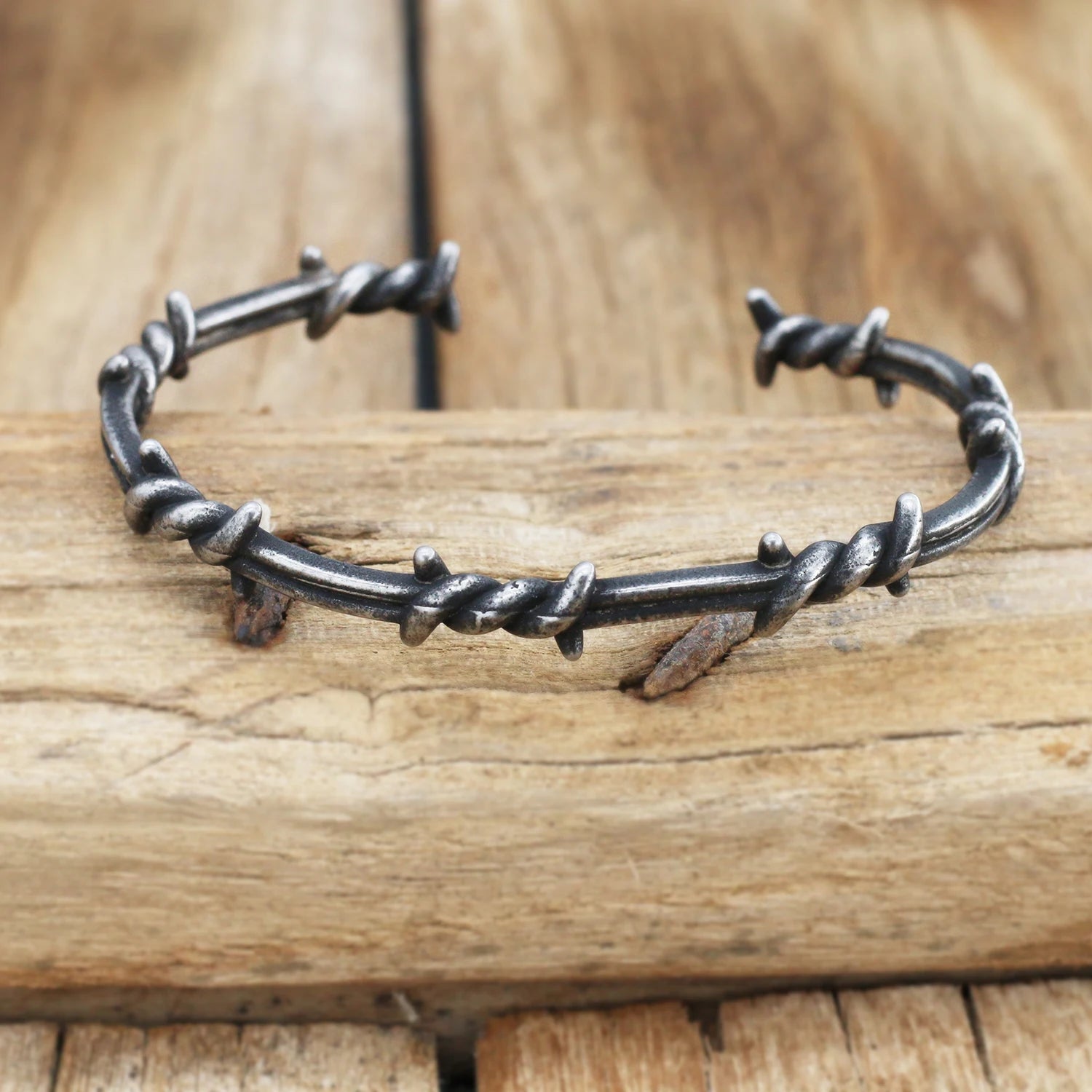 Gravín Raw Iron Cuff Collection – Forged Steel Bracelets for Men