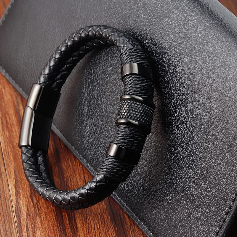 Gravín SteelCore Leather Bracelet – Three-Tone Magnetic Elegance