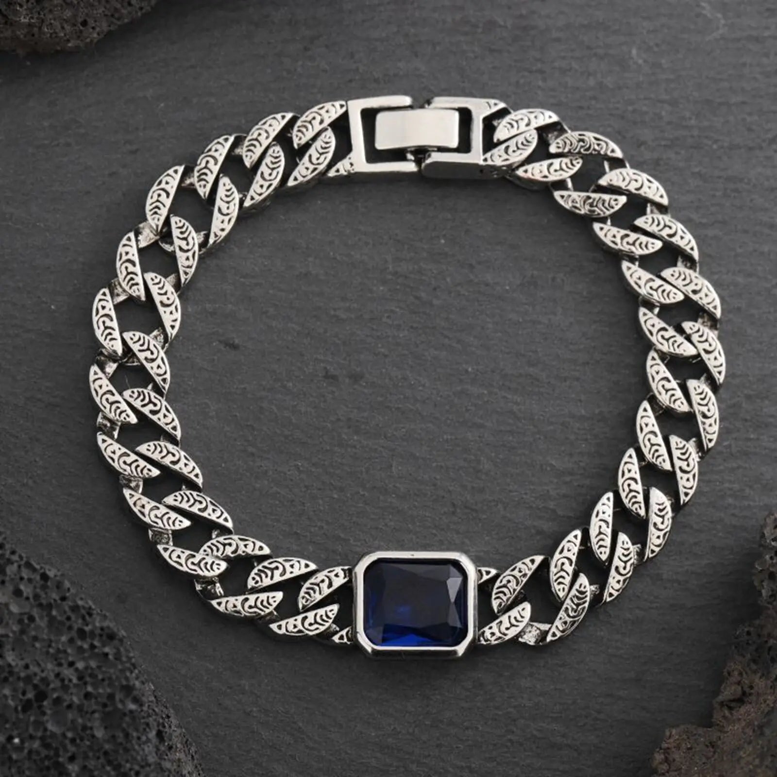 Gravín Cuban Chain Bracelet with Blue Gemstone – Bold Geometric Luxury