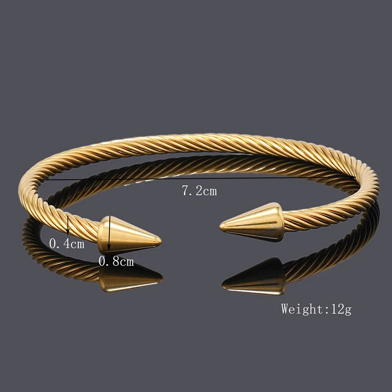 Luxury Arrowhead Cuff – Twisted Stainless Steel Bracelet for Men & Women