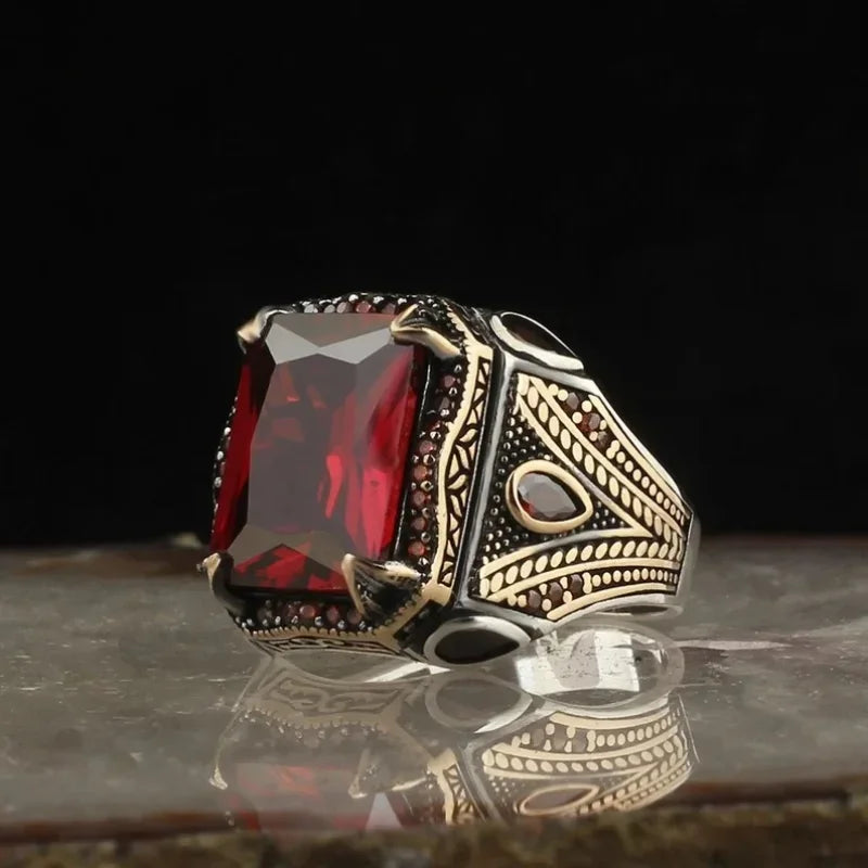 Imperial Retro Gemstone Ring – Luxury Antique-Inspired Ring for Men