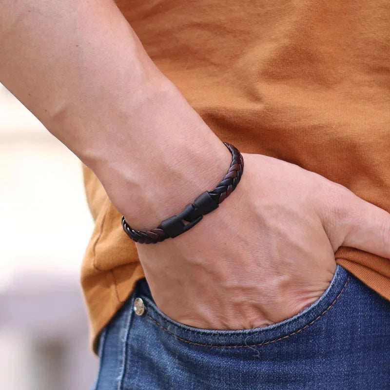 Classic Woven Leather Bracelet – Matte Black Buckle