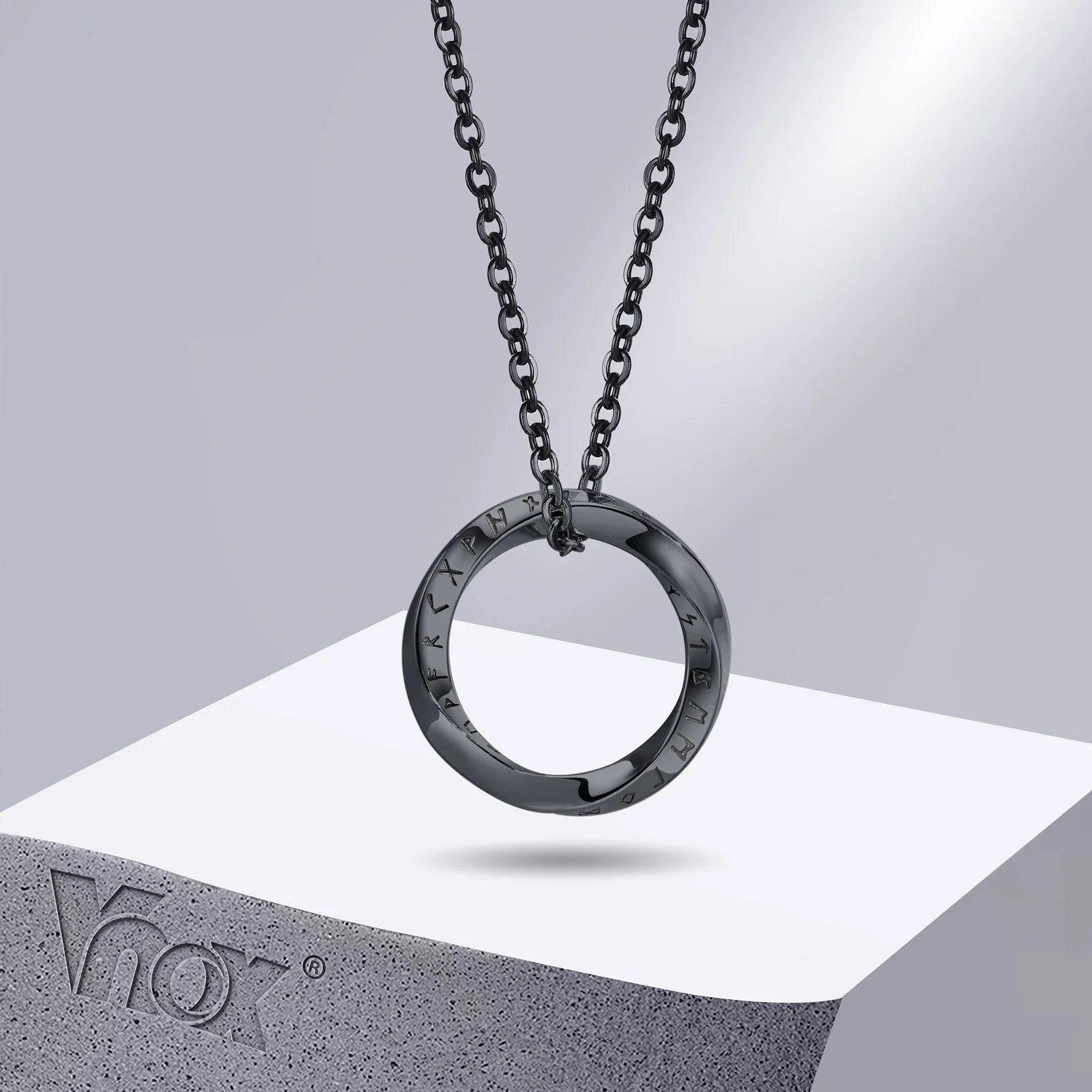 Viking Möbius Ring Pendant Necklace – Norse-Inspired Stainless Steel Jewelry for Men