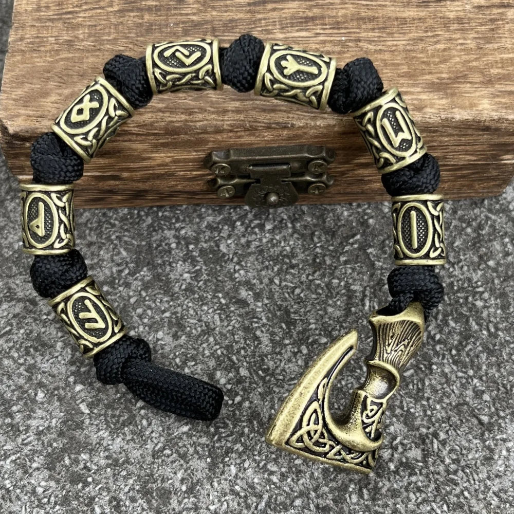 Gravín Norse Axe Paracord Bracelet – Survival Series