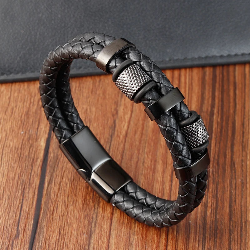 Gravín Steel Grip Leather Bracelet