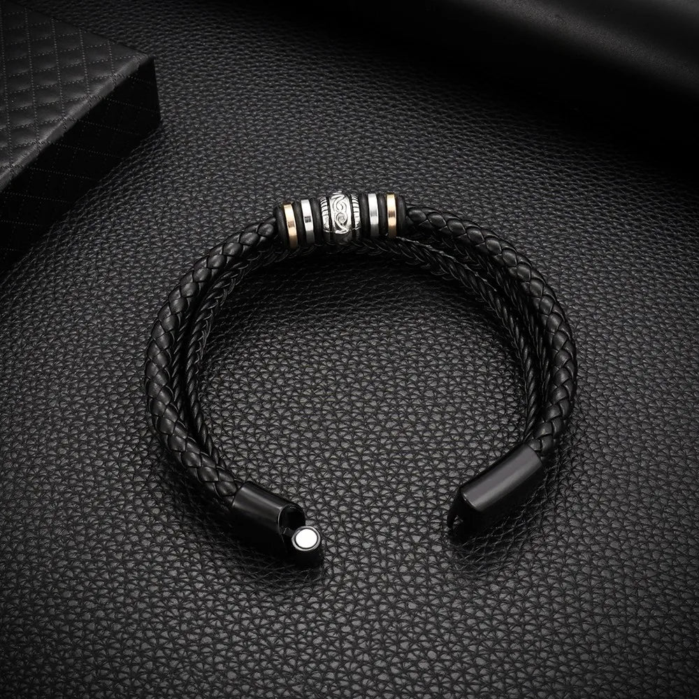 Gravín Multi-Layer Leather Bracelet – Magnetic Buckle & Steel Accents
