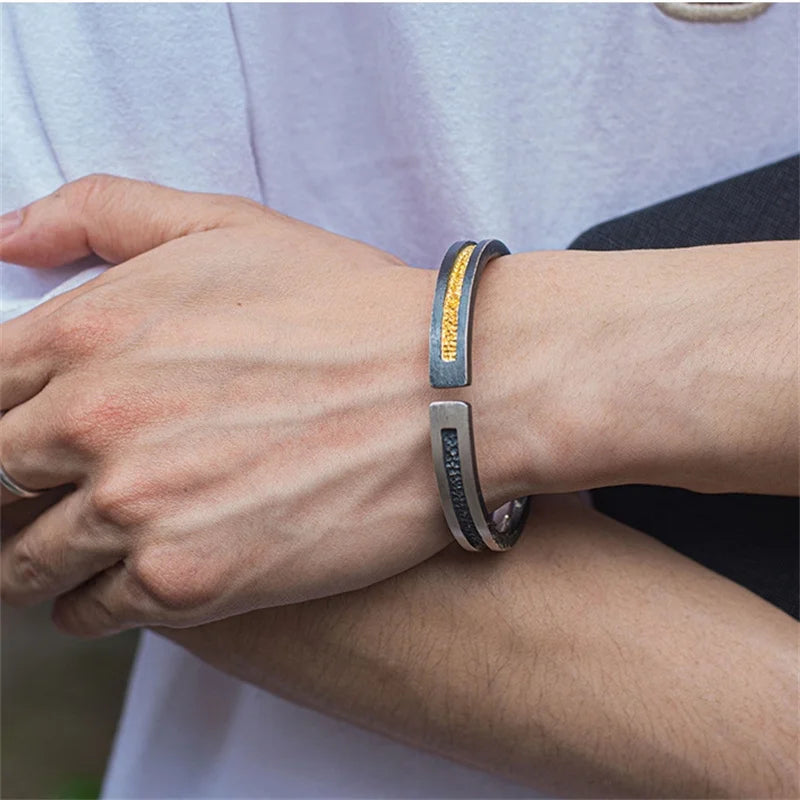 Forged Contrast Cuff – Matte Black & Textured Gold | Gravín Blackline