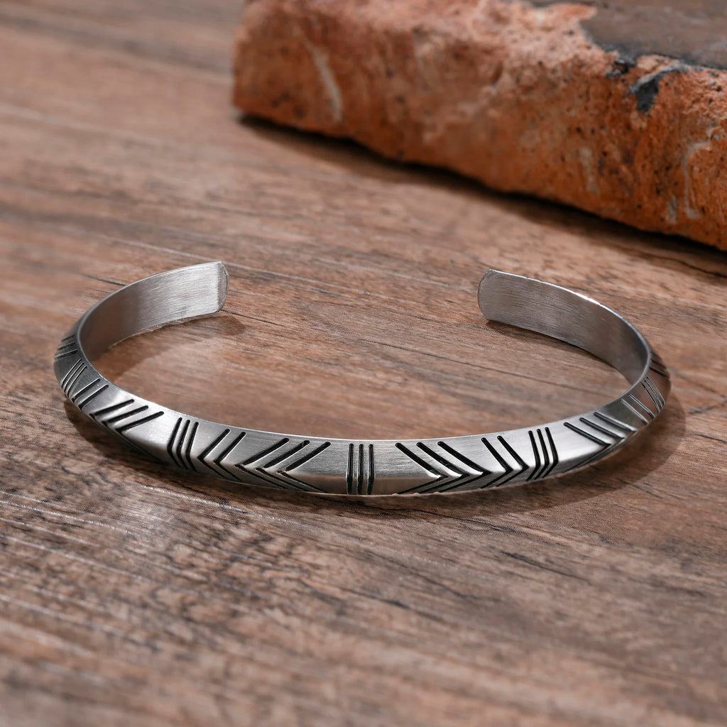 Path of the North – Viking Arrow Cuff