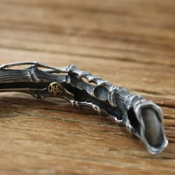 Gravín Vintage Bamboo Brass Bangle – Handcrafted Series