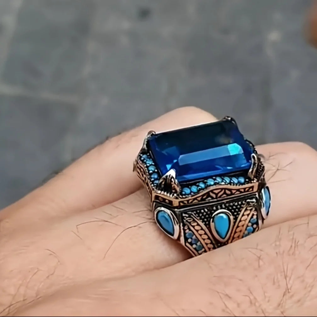 Gravín Royal Blue Ring – Turkish Craftsmanship with Aquamarine Flair