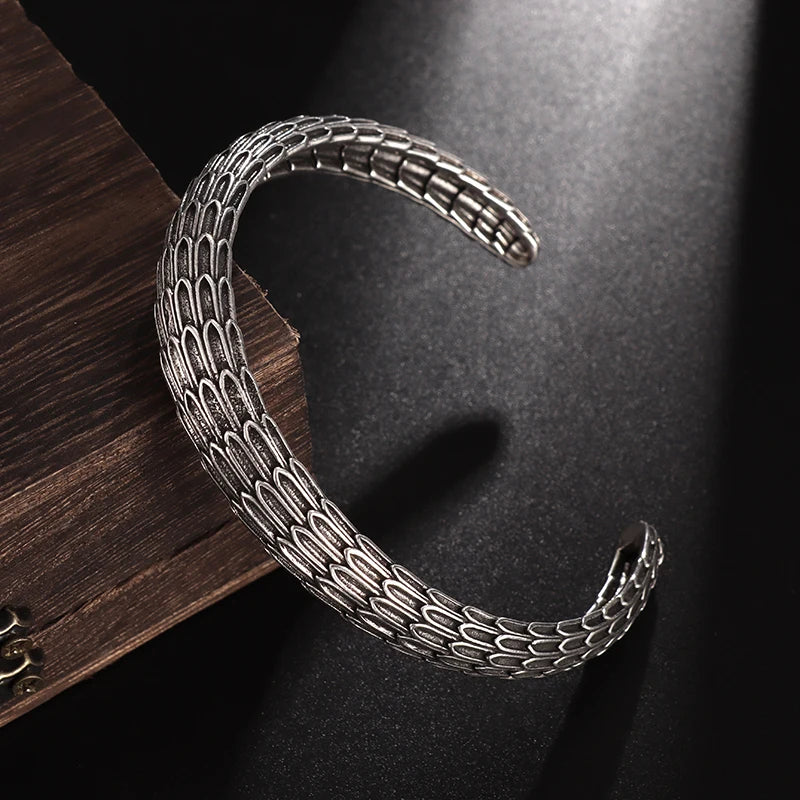 Dragonhide Cuff – The Scales of Power