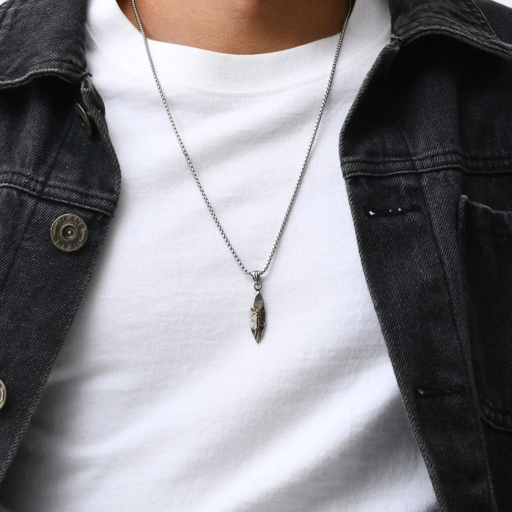 Sun-Touched Feather Pendant – Stainless Steel Wishing Stone Necklace for Men
