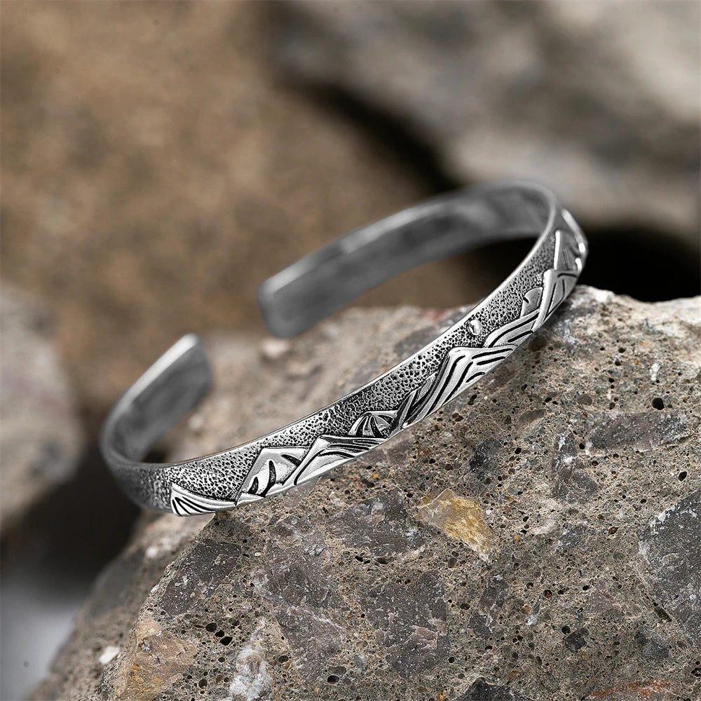 Gravín Men’s Open Cuff Bracelets – Timeless Industrial Steel