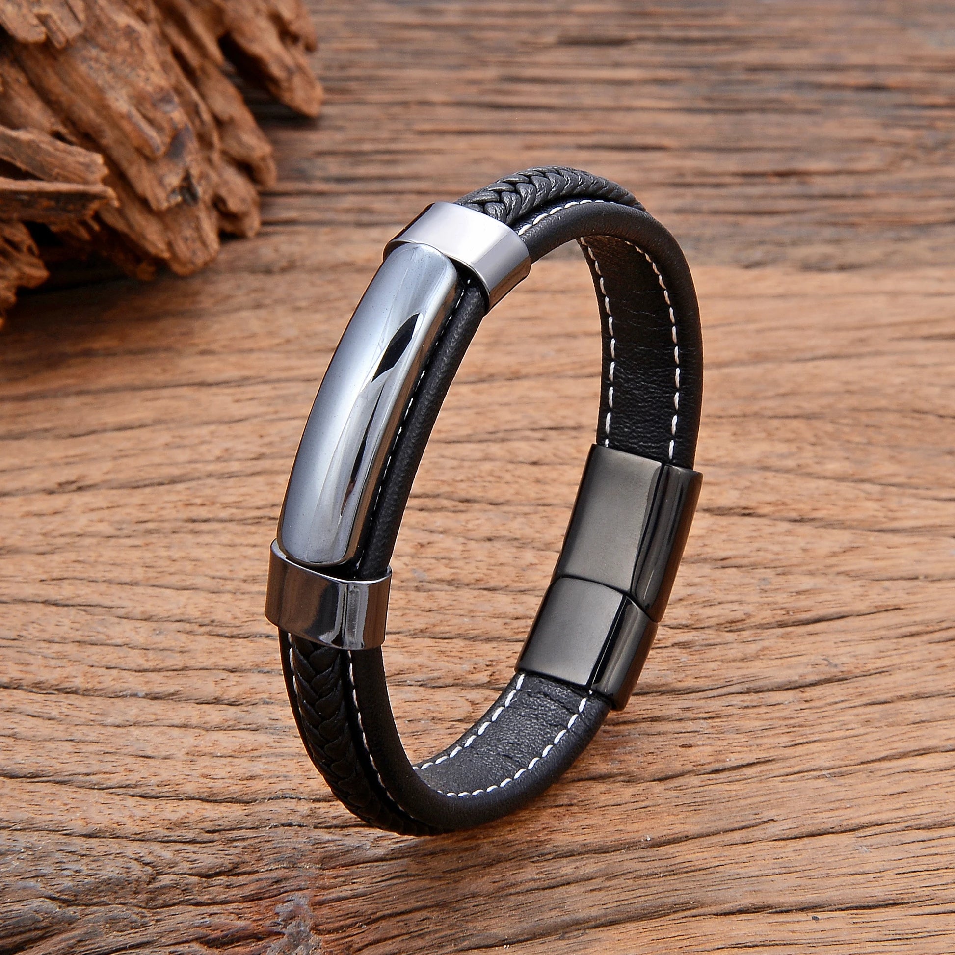 Gravín Aether – Leather Bracelet with Natural Stone Inlay