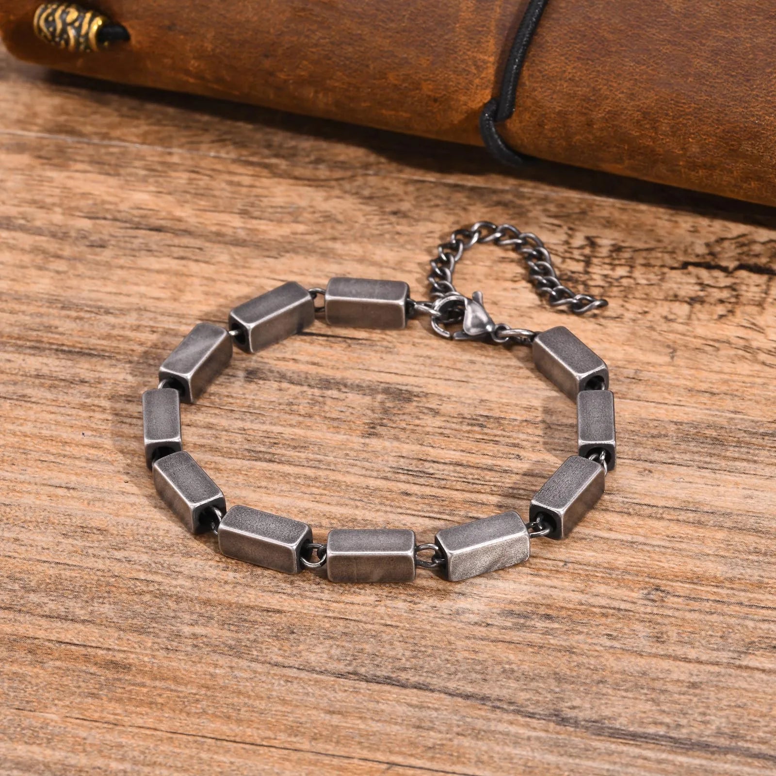 Vintage Square-Link Chain Bracelet – Matte Steel Finish