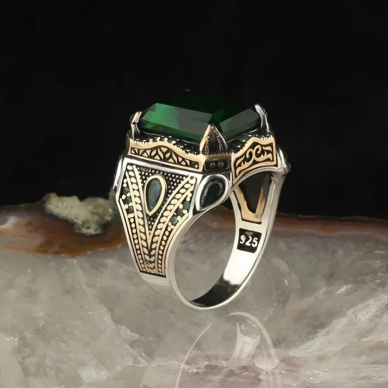 Imperial Retro Gemstone Ring – Luxury Antique-Inspired Ring for Men